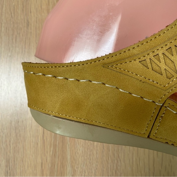 G.C.Shoes Sandal Allie Platform Wedge Slip On Open Toe Size 8.5 - Picture 10 of 13